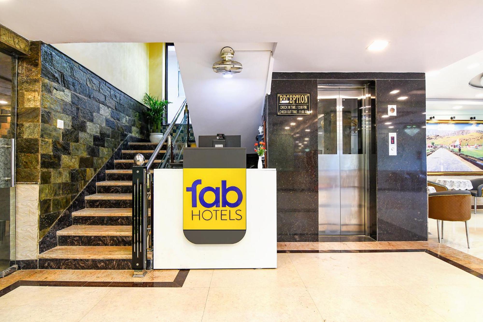 Fabhotel Prime Familto Колката Екстер'єр фото